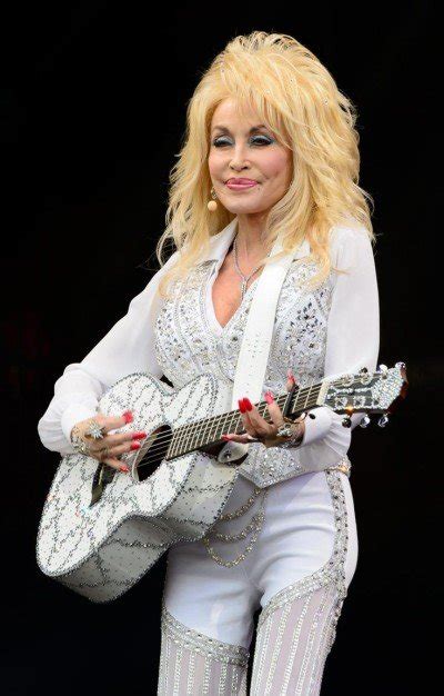 10 of Dolly Parton's Best Outfits