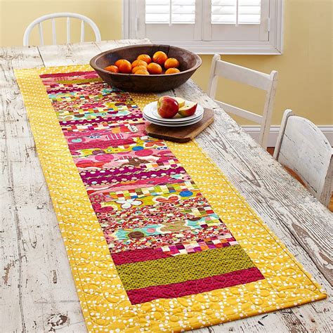 saltwater taffy table runner pattern quilted table runners quilt patterns free