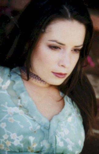 Holly Marie Combs Photoshoots Holly Marie Combs Photo 25198909