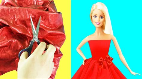 Vista a barbie e a ariel no primeiro encont. 👗 ️👙 DIY️ Ropa para Barbie sin coser, ni pegar en 1 min ...