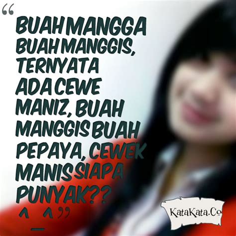 Aku langsung telentang di kasur, sedangkan gita langsung memelukku dan menaruh kepalanya di dadaku. Cerita Cinta Dalam Bahasa Jawa - Contoh Agece