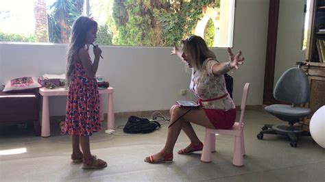 The singer's corner reviews the best singing lessons online. Singing lessons - YouTube