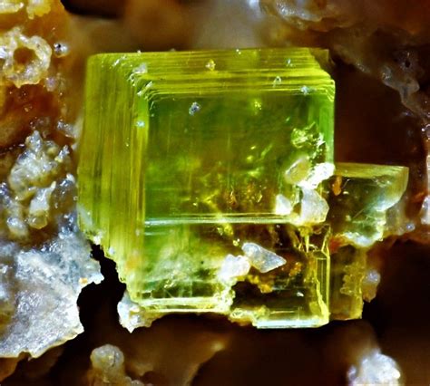 Meta Autunite Minerals Crystals Rocks And Minerals Rock Types