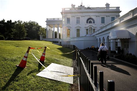 Theres A Growing Sinkhole On The White House Lawn The Spokesman Review