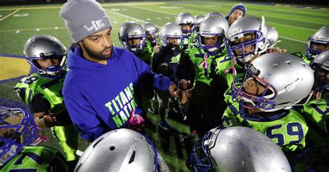 Springfield Titans Youth Football Coach Volunteers On Off