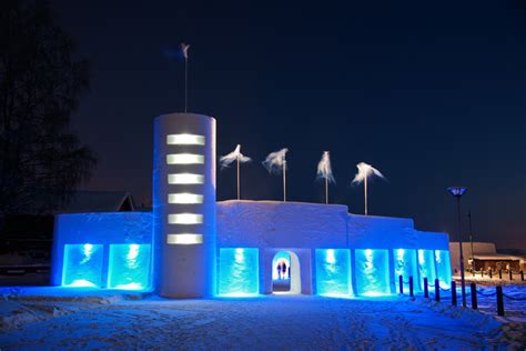 Lappland ist eine landschaft von finnland, die größtenteils nördlich des polarkreises liegt. EISHOTEL, GLAS-VILLA UND EISBRECHER AM MEER - FINNLAND ...