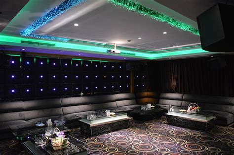 Karaoke Club And Night Club With 15 Rooms And Wine Bar Leading Modern