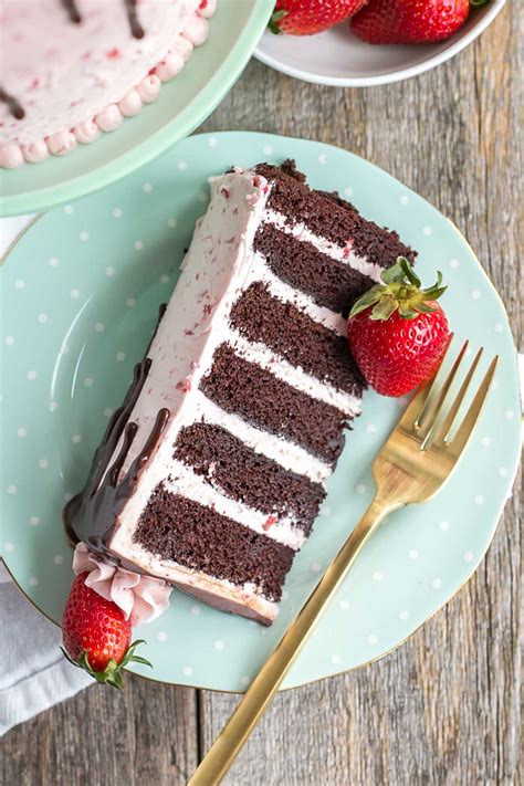 I have included helpful tips and tricks so your strawberries emerge stunning every single time. Chocolate Strawberry Cake - Liv for Cake