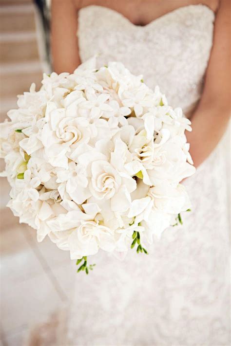 Wedding Bouquet Wedding Flowers 2042978 Weddbook