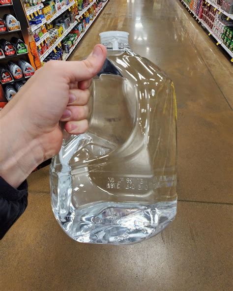 This crystal clear gallon jug of water : oddlysatisfying