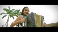 Isabel Sofía participa en Videoclip español Ay Bogotá - YouTube