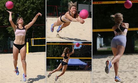 Brave Femail Writer Dons Women S Skimpy Beach Volleyball Bikini Bottoms