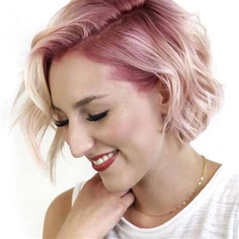 19 Hottest Asymmetrical Bob Haircuts For 2019 For Women In 2020 Wavy