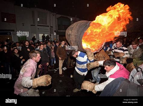 Burning Tar Barrels Hi Res Stock Photography And Images Alamy