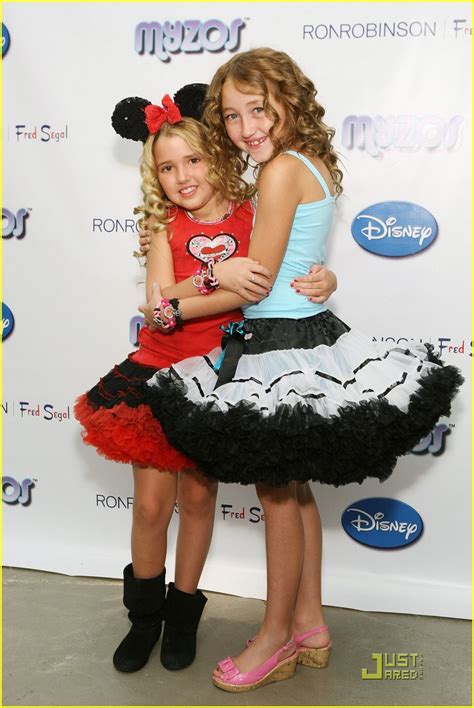 noah cyrus and emily grace reaves fred segal sweeties photo 262721 photo gallery just jared jr