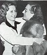 Good friends Barbara Stanwyck & Joan Crawford | Barbara stanwyck, Joan ...