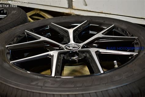 2018 Toyota Rav4 Se Oem 18 Factory Wheels And Tires 23555r18 Tpms