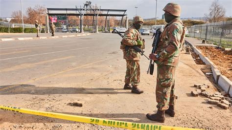 South Africa Deploys 25000 Troops To Curb Civil Unrest
