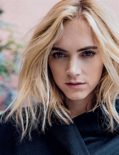 Emily Wickersham Photo 3 Of 6 Pics Wallpaper Photo 866104 Theplace2