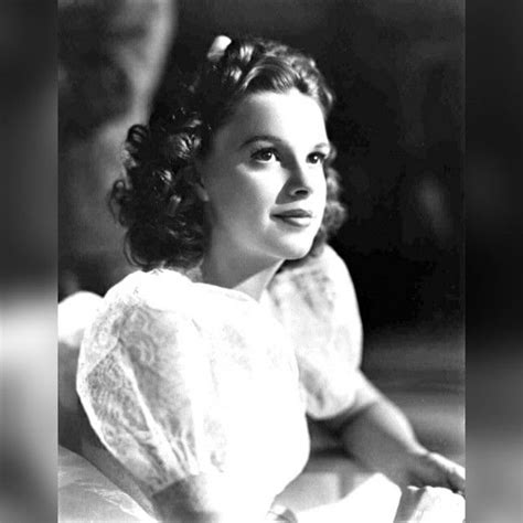 🌹 Classic Vintage Land 🌹 On Instagram “🌼 Judy Garland 1940 🌼 Judygarland 40s” Judy Garland