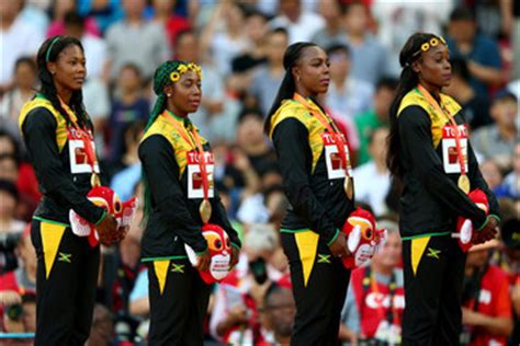 We would like to show you a description here but the site won't allow us. ¿Cuánto mide Shelly-Ann Fraser Pryce? - Altura - Real height