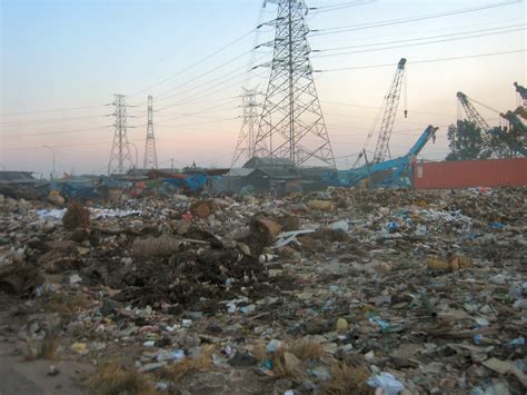 Filewaste Dump Jakarta Indonesia Wikimedia Commons
