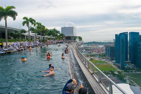 We've visited singapore many times, and so often looked up at the iconic marina bay sands hotel. How I Snuck Into the Marina Bay Sands Infinity Pool in ...