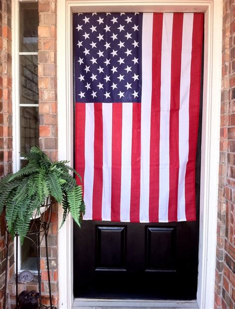 How To Hang The American Flag Vertically