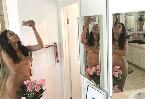 All Around Adult Rosario Dawson Gets Naked For Her Birthday