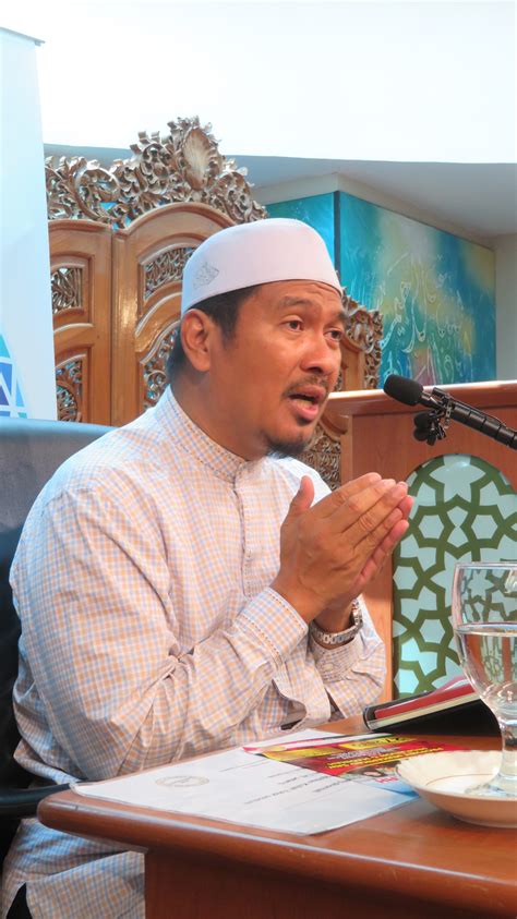 Kuliah Zohor Perdana Bersama Ustaz Ahmad Dusuki Abd Rani Surau Wakaf