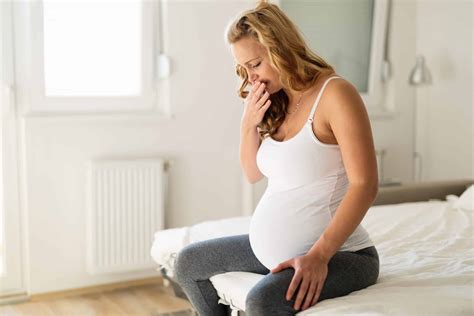 In den ersten monaten sieht man, besonders bei schwangerschaftskleidung ist der ideale begleiter während deiner schwangerschaft und auch. Schwangerschaftsübelkeit- das hilft auf jeden Fall! - pregfit