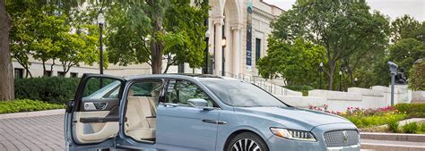 Lincoln Increasing Production Of 115g Continental With Suicide Doors
