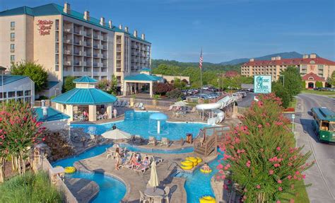 Music Road Hotel Pigeon Forge Tn See Discounts