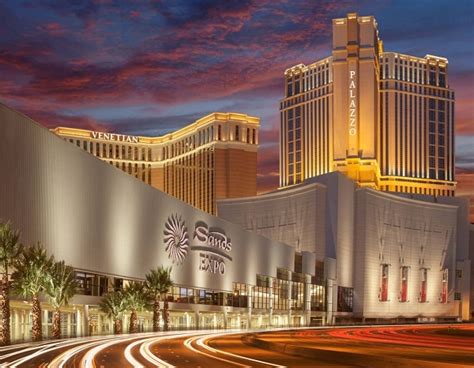 5 Best Luxury Hotels On The Las Vegas 2018 2019 Odnews