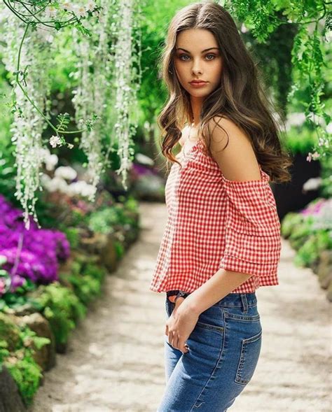 Pin Auf Meika Woollard