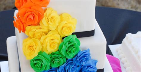 14 Incredible Same Sex Wedding Cakes That Will Make You Want To Get Married Offbeat