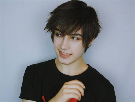 20 Best Short Emo Hairstyles For Boys And Guys 2020 Trends