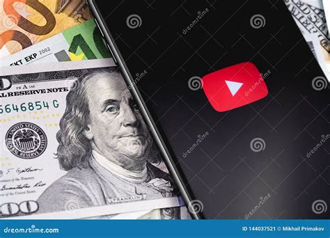 Money Youtube Logo On The Screen Smartphone Editorial Photo Image Of Device Media