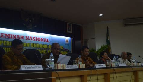 Universitas Gadjah Mada Indonesia Darurat Hutan UGM Desak Pemerintah