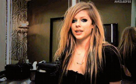 Avril Lavigne  Find And Share On Giphy