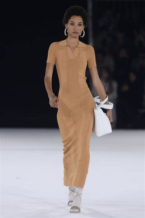 Jacquemus Fw20 Winterfall In 2021 Runway Fashion Couture High