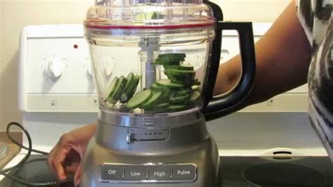 Versatility of a food processor, food chopper and vegetable chopper: 13 cup KitchenAid food processor KFP1333 First Use ...