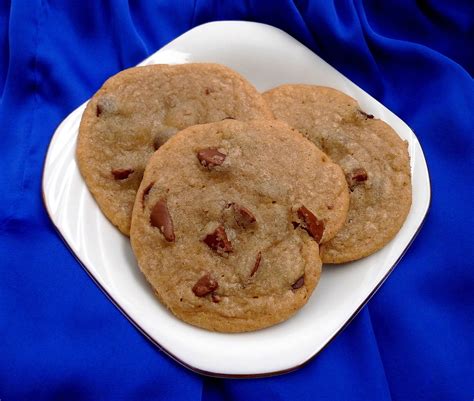 My america's test kitchen family cookbook. SWEET AS SUGAR COOKIES: America's Test Kitchen Chocolate Chip Cookies