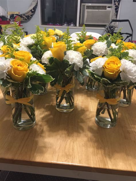 Pin By Tina K On Graduation Ideas Simple Floral Centerpieces Yellow