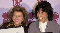 Jane Wagner, Lily Tomlin’s Wife: 5 Fast Facts You Need to Know – Heavy.com
