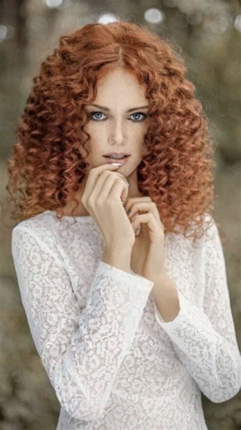 Pin By Carmin Ortiz On Charmr S Man S Kryptonite Beautiful Red Hair Red Haired Beauty Red