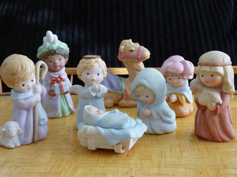 1986 Avon Collectibles Nativity Lovely No Damages Sweet Etsy Avon