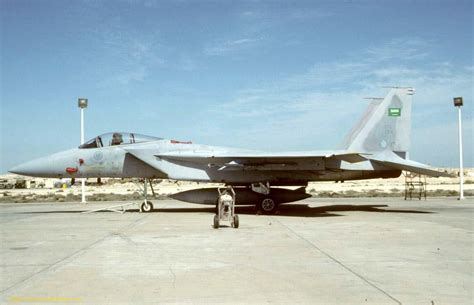 Following the success of the small. بدايات مقاتلات F-15 Eagle مع القوات الجوية الملكية ...