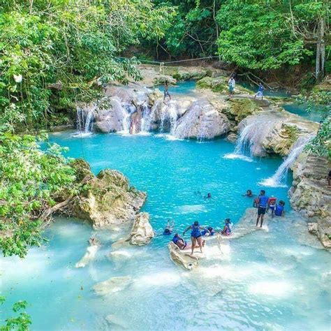 What Separates The Blue Hole From Other Tourist Destinations In Jamaica