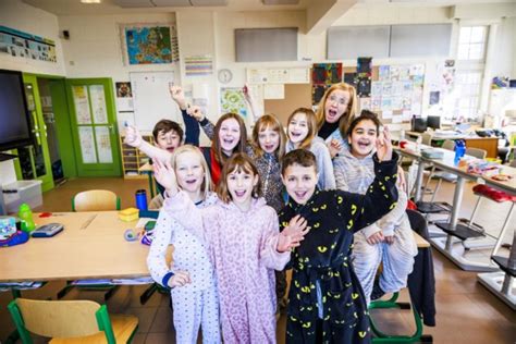 Vrijdag Pyjamadag Voor Bednet Naar School Of Werk In Pyjama Om Zieke Jongeren Te Steunen